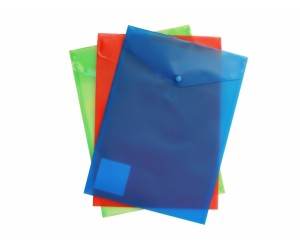 *Mape-aploksne ar pogu College, A4, 0.18mm, vertikāla, asorti